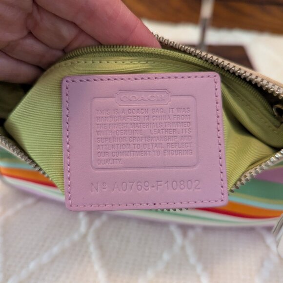Coach striped legacy multicolor mini baguette bag - Picture 11 of 12